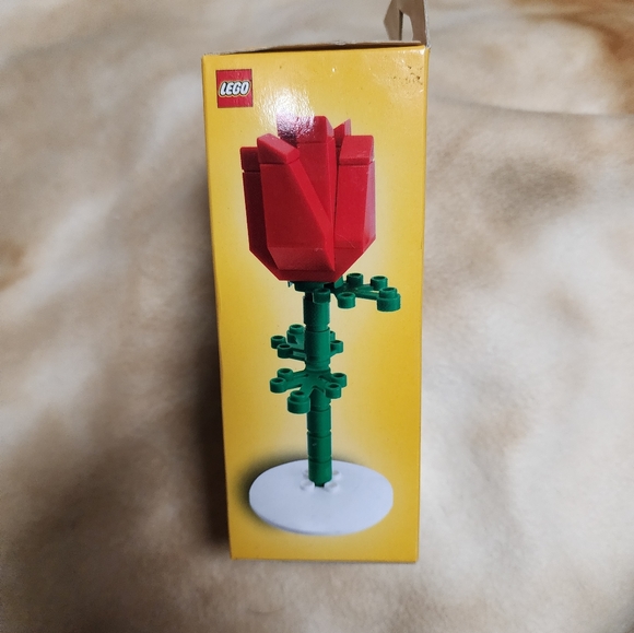 LEGO Retired Red Rose, Pre-Assembled - Picture 2 of 5